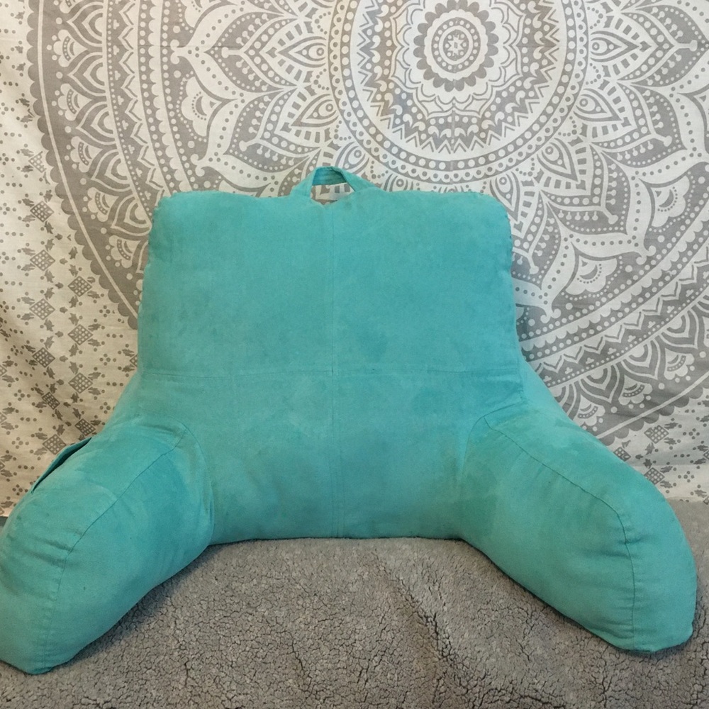 Aqua backrest pillow with arms